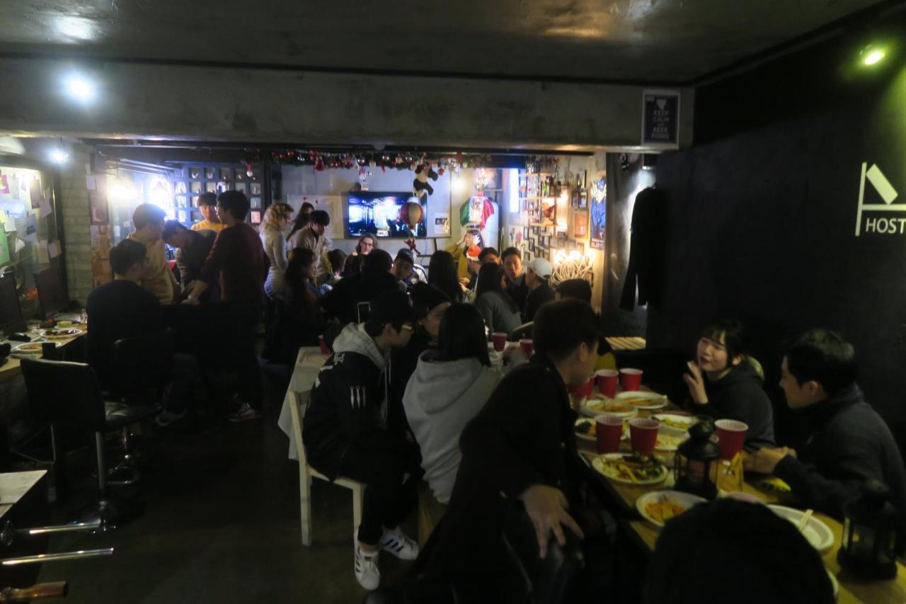 Inno Guesthouse & Bar Hongdae Seoul Exterior photo